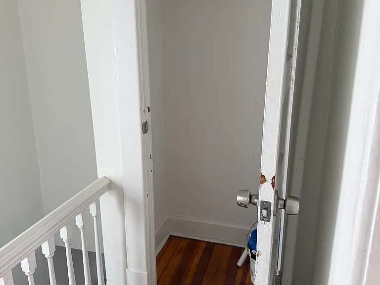337 3rd St #2 — Photo 13