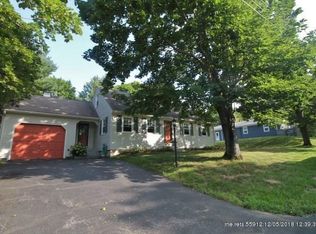 5 Reservoir Ave, Lewiston, ME 04240