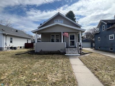1324 11th Ave S, Fargo, ND, 58103