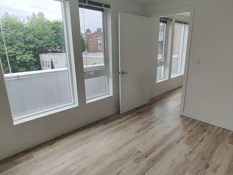 Russo Apartments — Photo 52