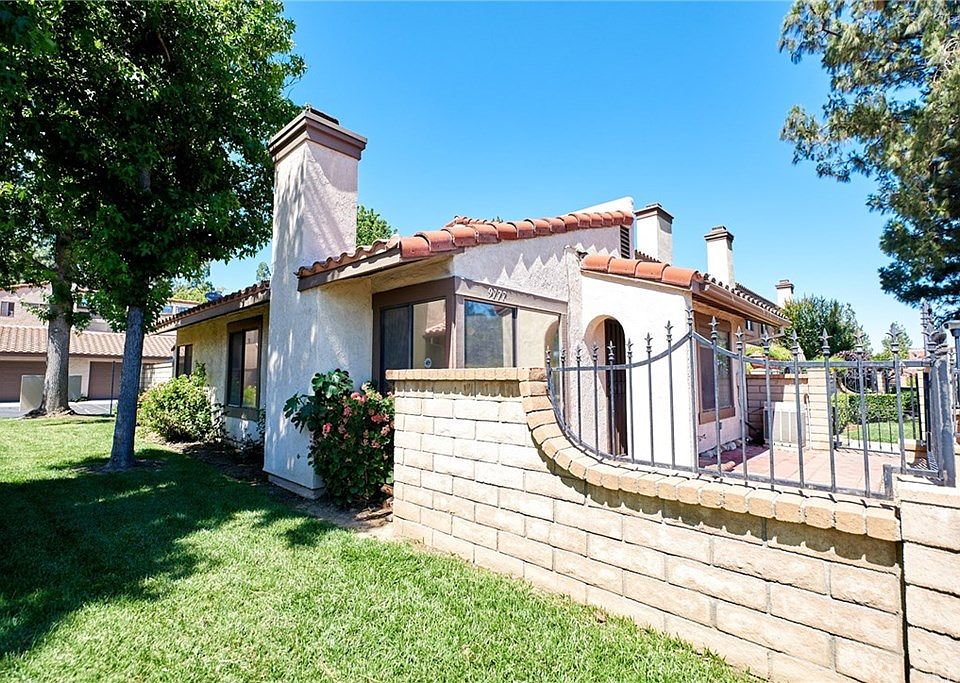 1st image of 9777 La Monica Dr