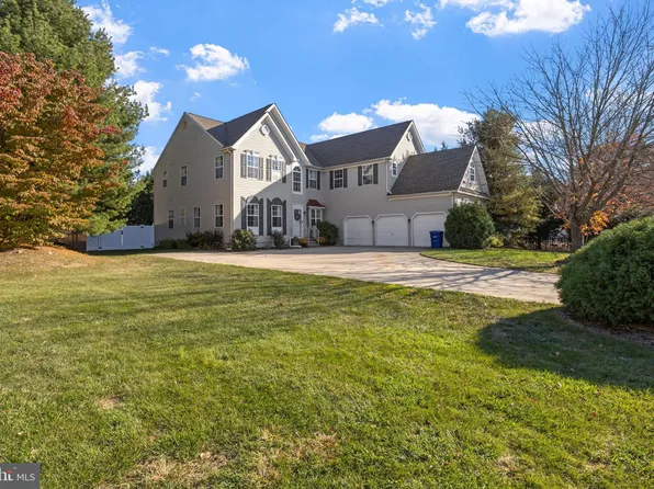 1 Turnbridge Dr, Lumberton, NJ 08048