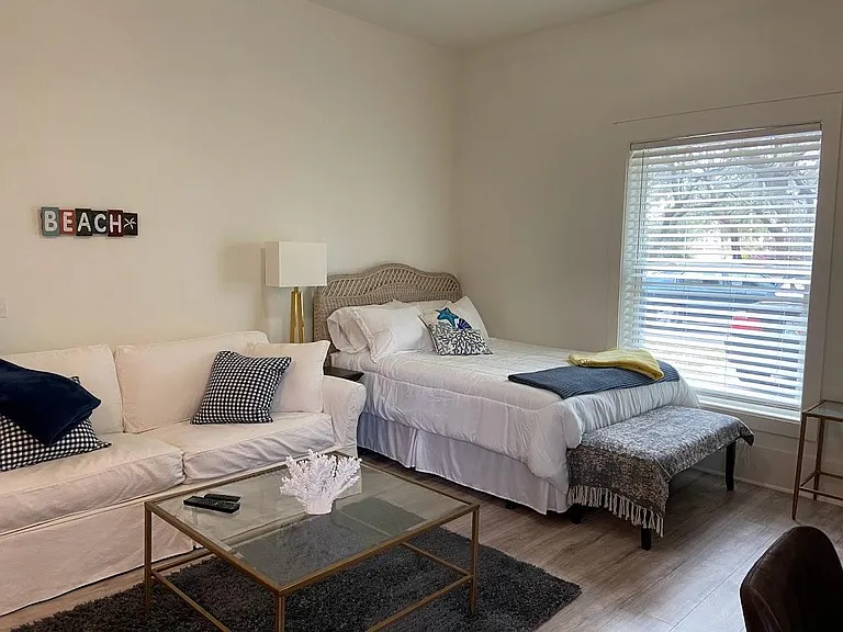 22908 Ann Miller Rd — Photo 2