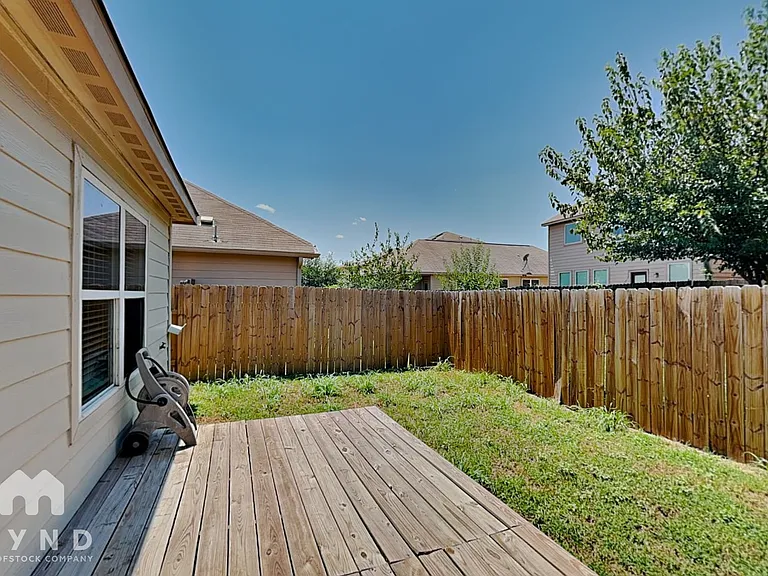 1680 Amy Dr — Photo 19