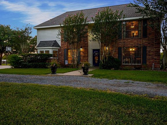 2nd image of 4218 Penn Ln