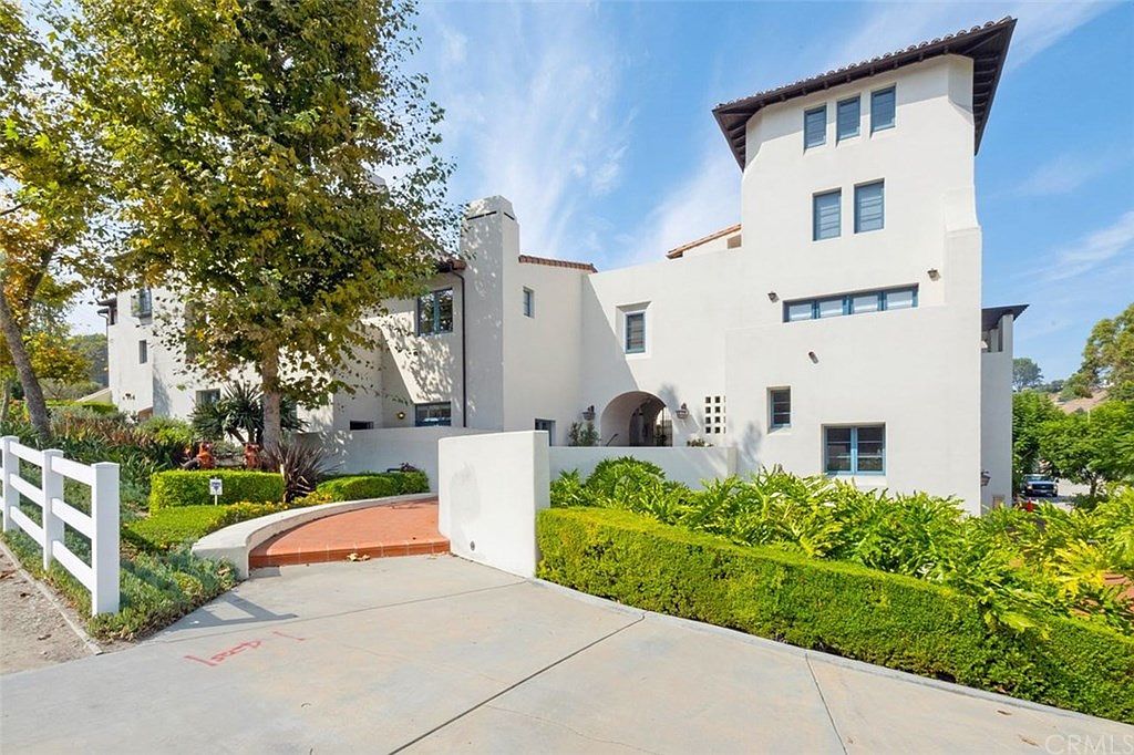 967 Silver Spur Rd #4, Palos Verdes Peninsula, CA 90274 | Zillow