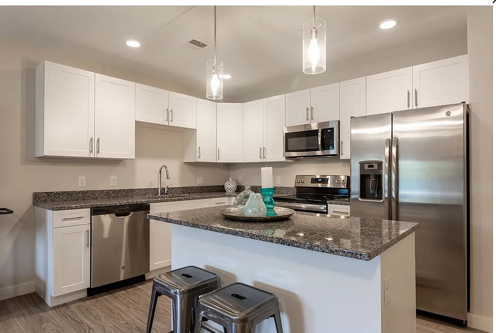 Trail Run Apartments — Photo 1