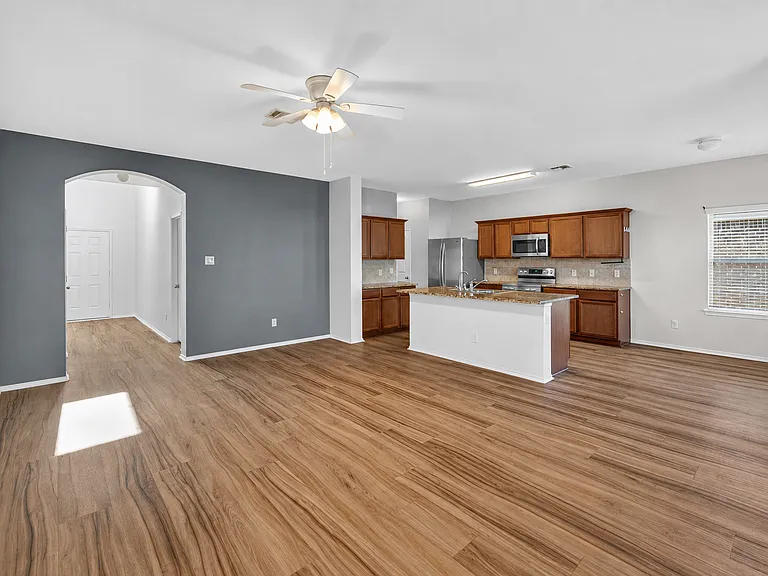 1702 Wild Rye Cir — Photo 15