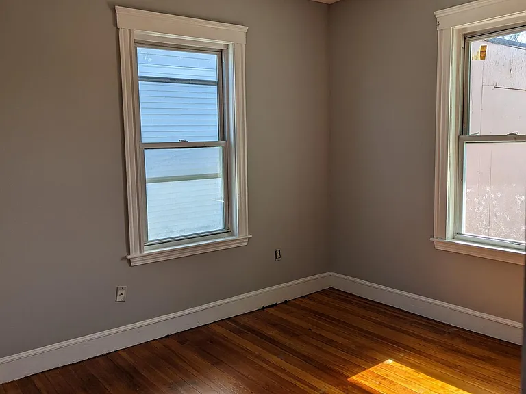 31 Woolson St #1 — Photo 7