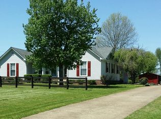 429 Canaan Rd, Columbia, TN 38401