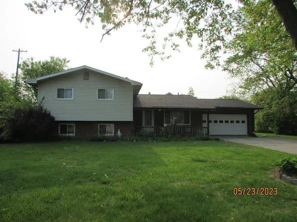 2509 Meadowcroft Dr, Burton, MI 48519