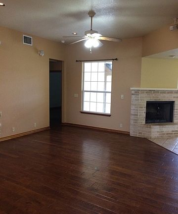 2nd image of 182 Woodcreek Dr