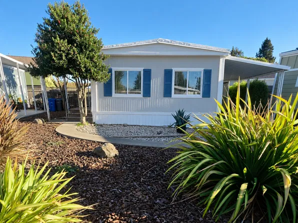100 Oakwood Dr, Petaluma, CA 94954