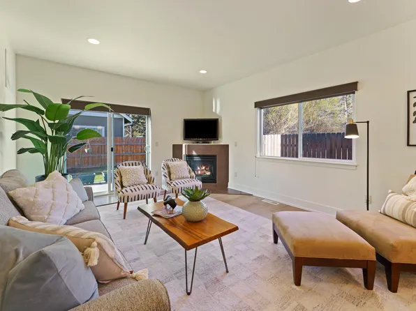 61349 Larry St, Bend, OR 97702