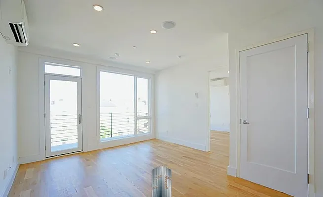 Rented by Skyline Group Real Estate | media 12