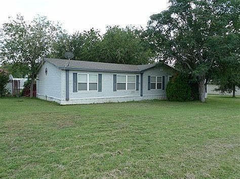 1st image of 129 Royal Crest Cir