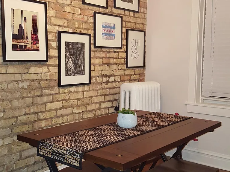734 W Barry Ave #1 — Photo 8