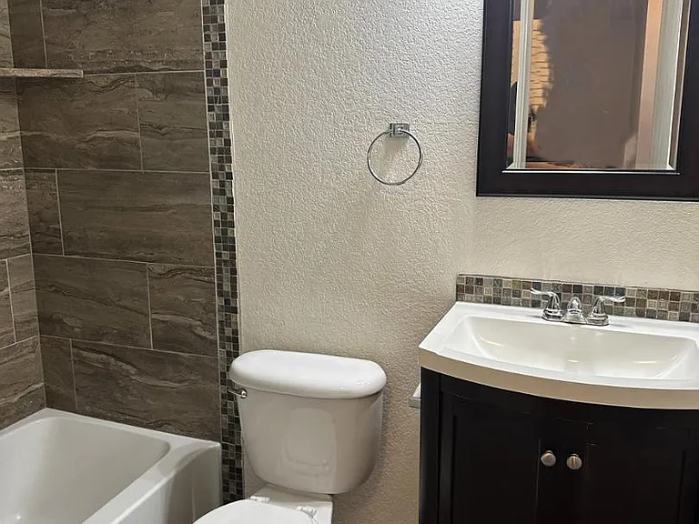 1155 Pond Side Dr — Photo 12
