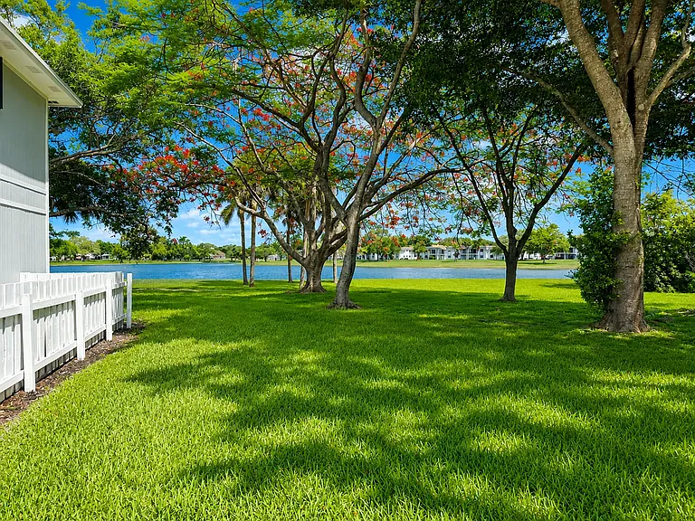 9723 Hammocks Blvd #G205 — Photo 25