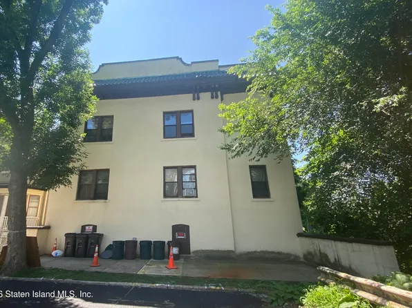 20 Egmont Pl, Staten Island, NY 10301