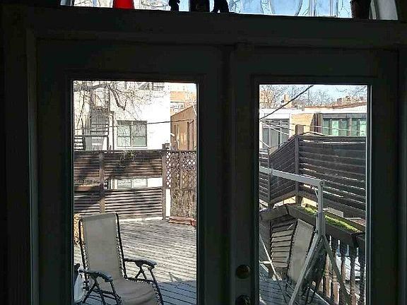 5th image of 2613 N Burling St