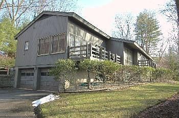 1st image of 50 Westwood Dr