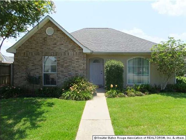 1st image of 119 S Oleana Dr