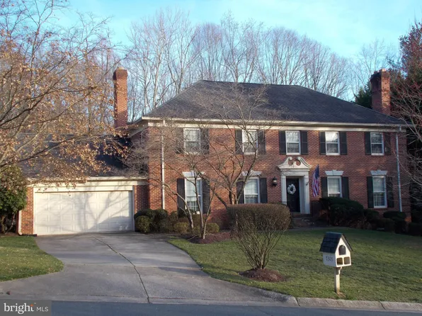 7305 River Falls Dr, Rockville, MD 20854