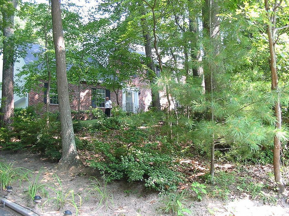 view from culdesac