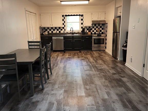 2nd image of 3761 Indian Run Dr APT 3