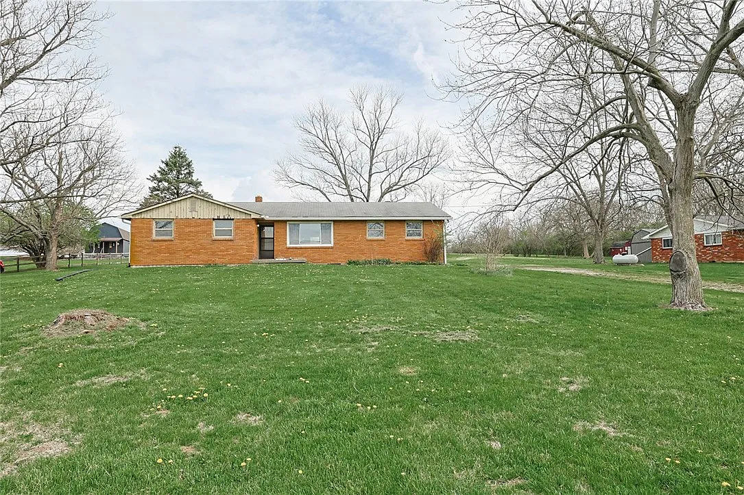 3204 Tolbert Rd photo 1