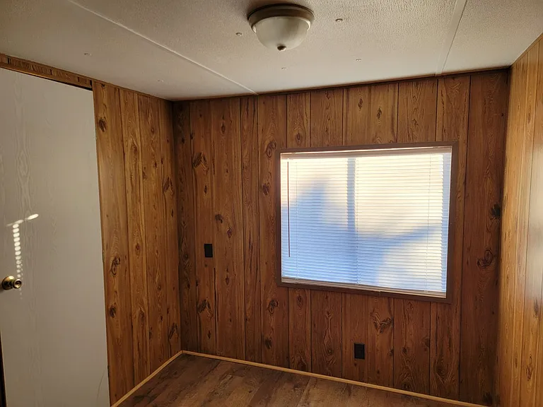 1692 Williams Dr — Photo 6