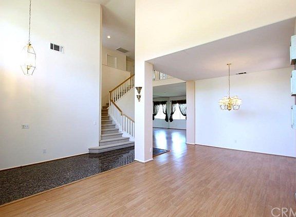 4th image of 1349 Sandpiper Ln