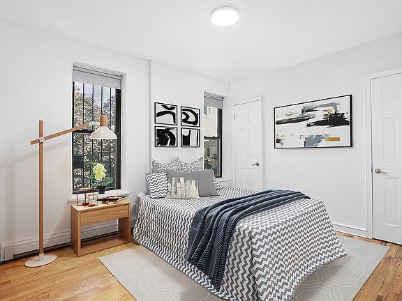 3rd image of 458 Lincoln Pl #3