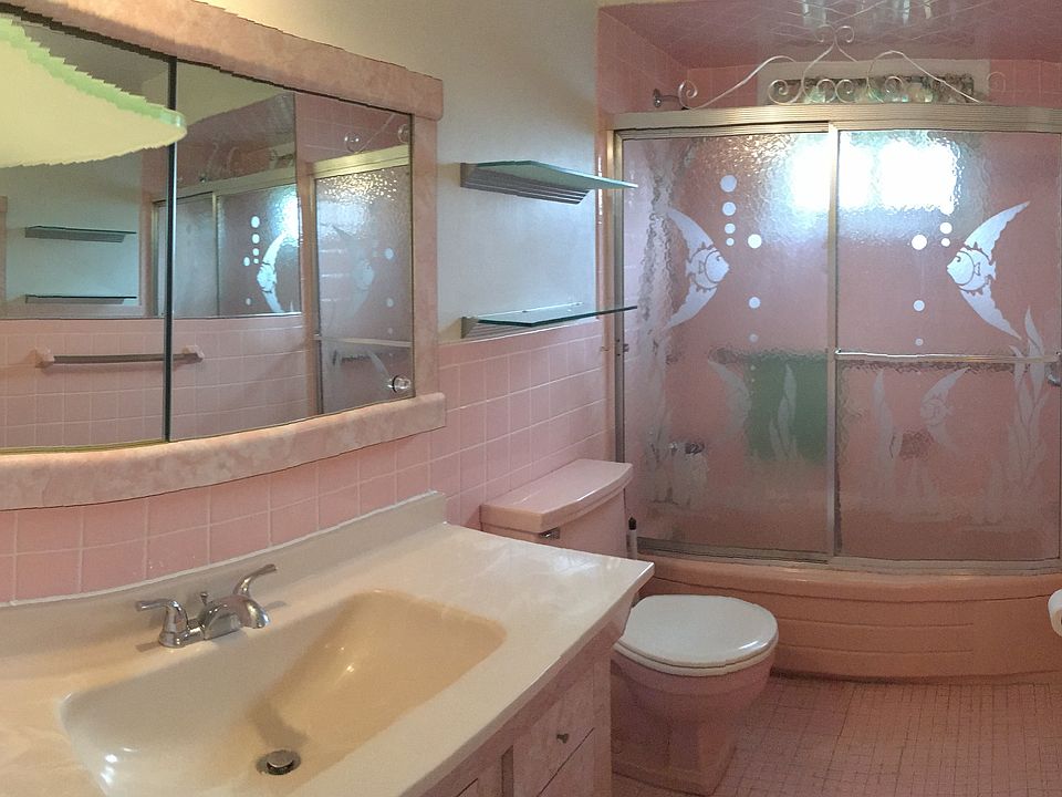 1st image of 258 Evergreen Ave