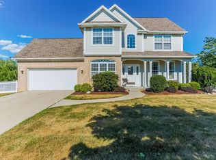 6525 Wailea Dr, Grand Blanc, MI 48439