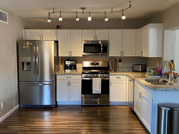 3rd image of 4809 W Encanto Blvd
