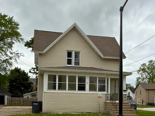 700 W Lincoln Ave, Oshkosh, WI 54901