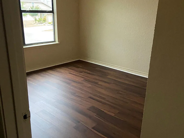 1459 Frio Run — Photo 11