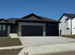 4408 Silver Blvd, Bismarck, ND 58503