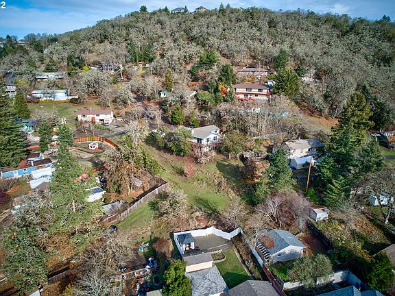 3rd image of 0 NE Beulah Dr