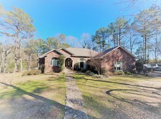 35 Hickory Point, Laurel, MS 39443