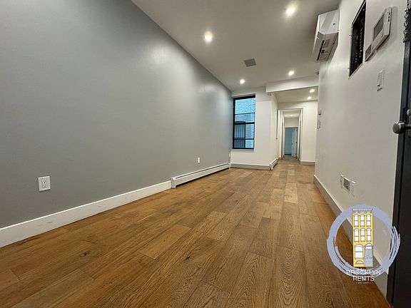 4th image of 481 Chauncey St #1R