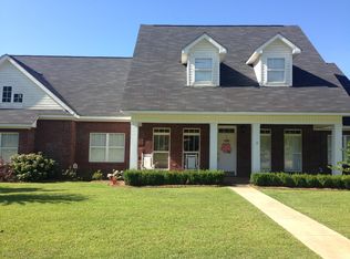 206 Habersham Dr, Dothan, AL 36301