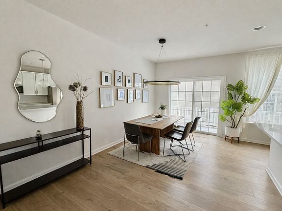 3rd image of 13275 Dowdens Ridge Dr