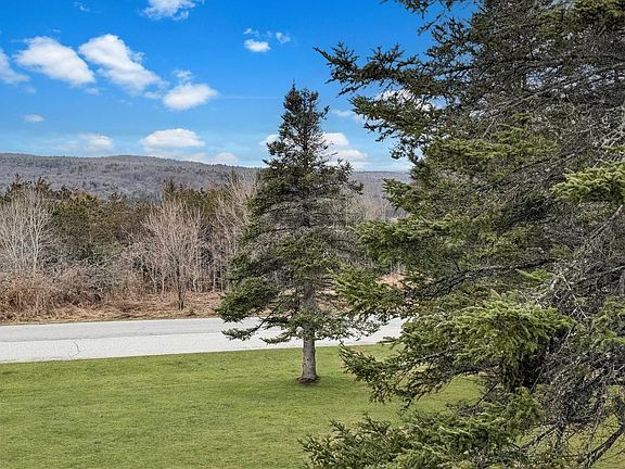 4th image of 87 Freedom Drive