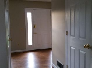 3720 Maplebrooke Ln, Amelia, OH 45102