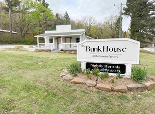 263 Jimmy Driftwood Pkwy, Mountain View, AR 72560