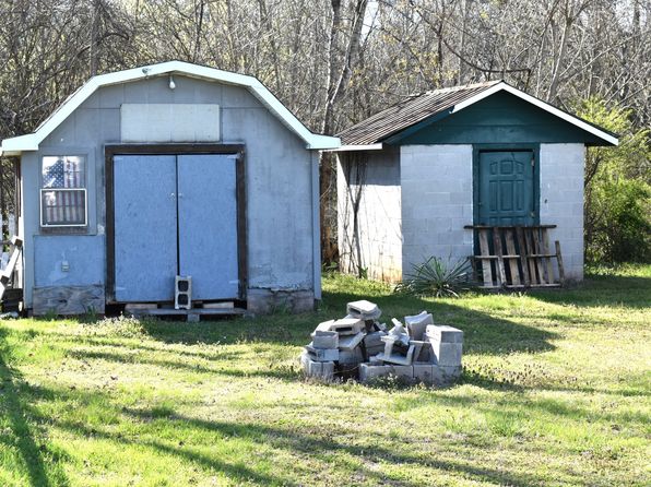 403 Hawkins St, Cowan, TN 37318