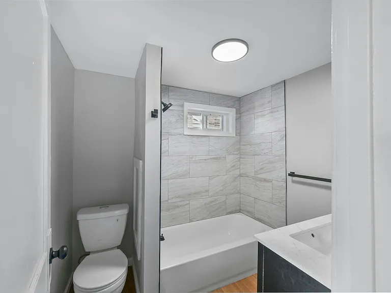 Full bath